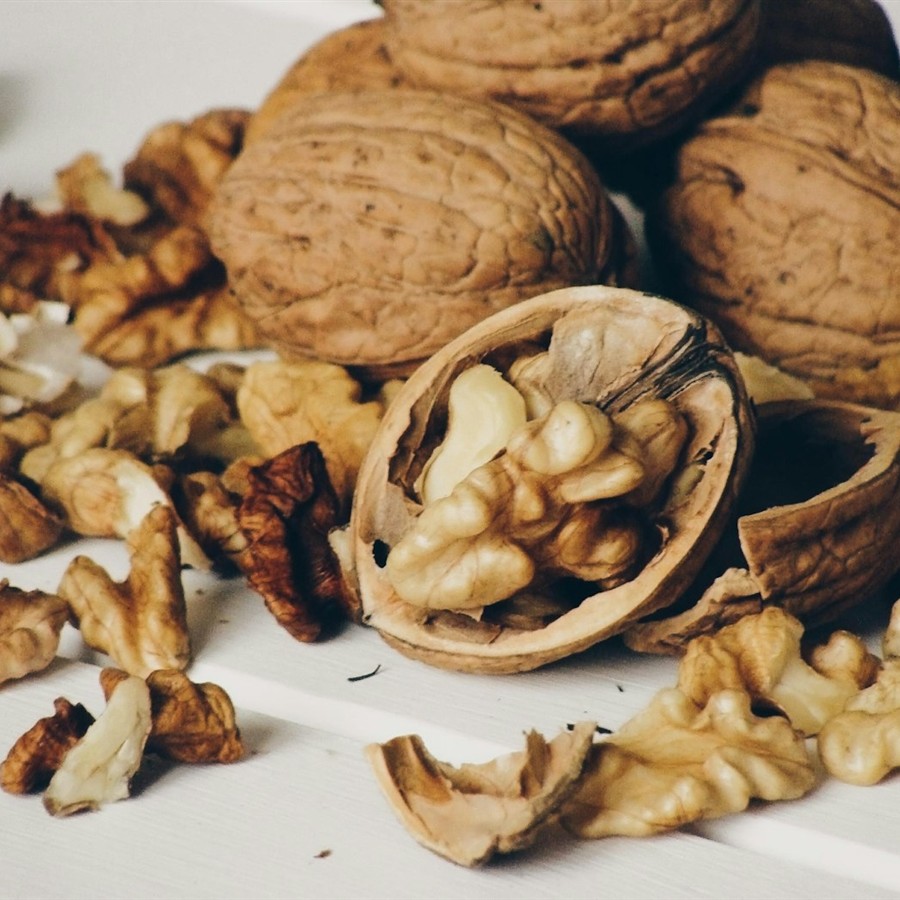 Walnut Kernels
